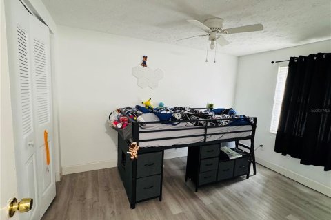 Townhouse in Tampa, Florida 2 bedrooms, 115.94 sq.m. № 2379812 - photo 13