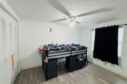 Townhouse in Tampa, Florida 2 bedrooms, 115.94 sq.m. № 2379812 - photo 6