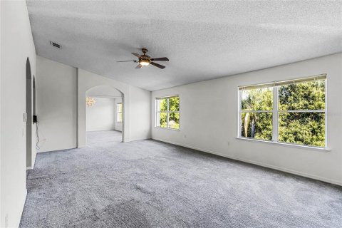 Casa en venta en Kissimmee, Florida, 4 dormitorios, 323.86 m2 № 1602820 - foto 9
