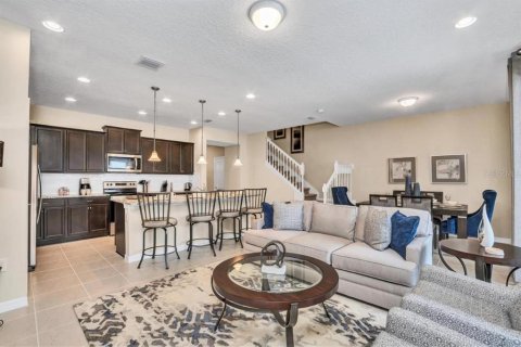Townhouse in Kissimmee, Florida 5 bedrooms, 210.24 sq.m. № 962070 - photo 8