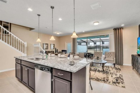Townhouse in Kissimmee, Florida 5 bedrooms, 210.24 sq.m. № 962070 - photo 7