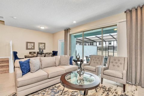 Townhouse in Kissimmee, Florida 5 bedrooms, 210.24 sq.m. № 962070 - photo 10