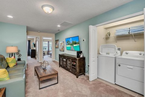 Townhouse in Kissimmee, Florida 5 bedrooms, 210.24 sq.m. № 962070 - photo 17