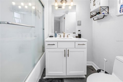 Condominio en venta en Saint Petersburg, Florida, 1 dormitorio, 50.35 m2 № 2147500 - foto 15