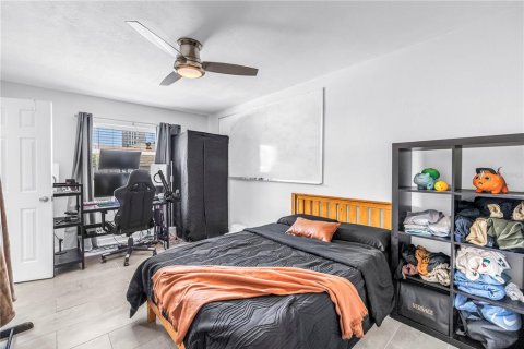 Condominio en venta en Saint Petersburg, Florida, 1 dormitorio, 50.35 m2 № 2147500 - foto 12