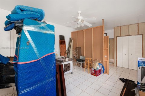 Купить виллу или дом в Майами, Флорида 4 спальни, 197.14м2, № 1973128 - фото 29