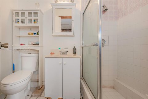 Купить виллу или дом в Майами, Флорида 4 спальни, 197.14м2, № 1973128 - фото 14