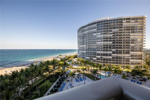 Condo in Bal Harbour, Florida, 2 bedrooms  № 2051552 - photo 2