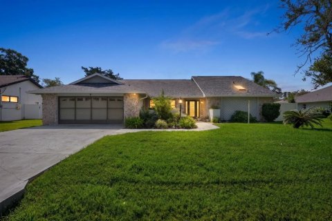 Casa en Palm Coast, Florida 4 dormitorios, 194.54 m2 № 2364227