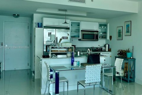 Condominio en venta en Miami, Florida, 1 dormitorio, 88.07 m2 № 1863249 - foto 23