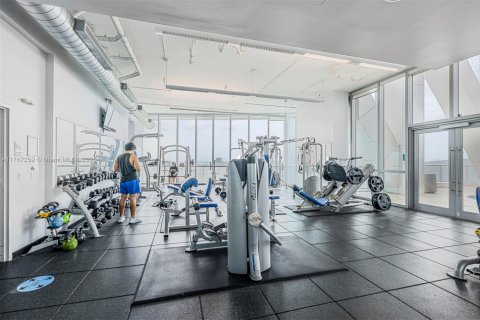 Condominio en venta en Miami, Florida, 1 dormitorio, 88.07 m2 № 1863249 - foto 15