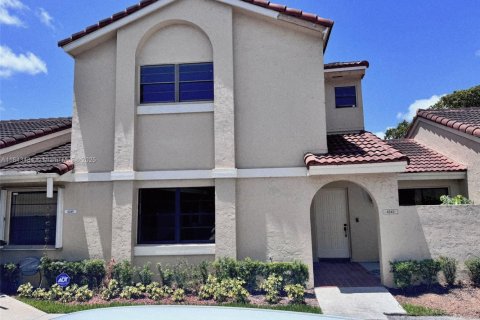 Townhouse in Hialeah, Florida 3 bedrooms, 146.97 sq.m. № 1839705 - photo 30