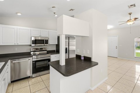 House in North Port, Florida 3 bedrooms, 111.39 sq.m. № 2113803 - photo 15