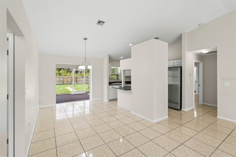 House in North Port, Florida 3 bedrooms, 111.39 sq.m. № 2113803 - photo 6