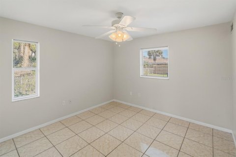 House in North Port, Florida 3 bedrooms, 111.39 sq.m. № 2113803 - photo 25