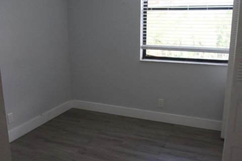 Copropriété à louer à Oakland Park, Floride: 2 chambres, 82.68 m2 № 2247835 - photo 17