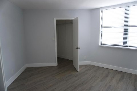 Copropriété à louer à Oakland Park, Floride: 2 chambres, 82.68 m2 № 2247835 - photo 21
