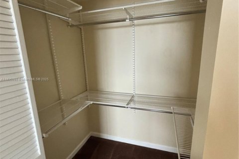 Купить кондоминиум в Авентура, Флорида 1 спальня, 79.9м2, № 2013785 - фото 14