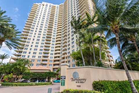 Купить кондоминиум в Авентура, Флорида 1 спальня, 79.9м2, № 2013785 - фото 1