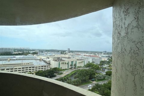 Купить кондоминиум в Авентура, Флорида 1 спальня, 79.9м2, № 2013785 - фото 10