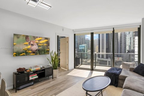 Condominio en venta en Miami, Florida, 1 dormitorio, 77.85 m2 № 1983715 - foto 4