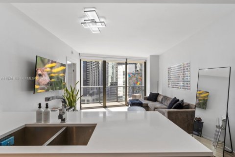 Condominio en venta en Miami, Florida, 1 dormitorio, 77.85 m2 № 1983715 - foto 29