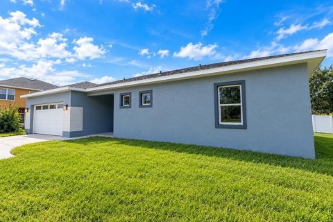 Villa ou maison à Kissimmee, Floride 4 chambres, 148.09 m2 № 2433207
