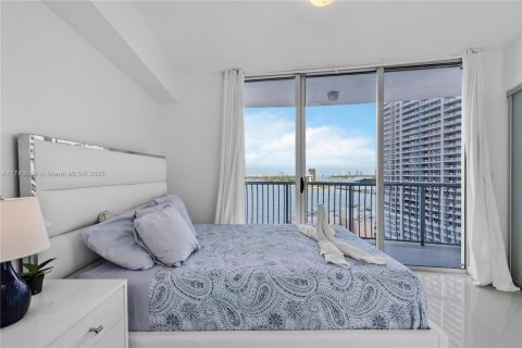 Купить кондоминиум в Майами, Флорида 2 спальни, 97.36м2, № 1959478 - фото 21