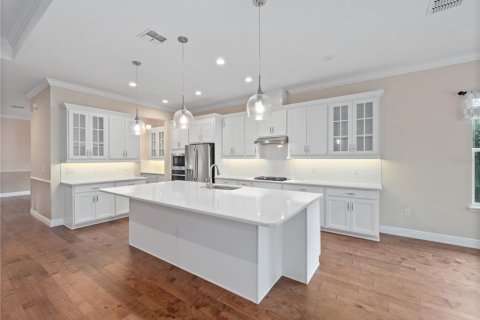 Casa en venta en Winter Park, Florida, 4 dormitorios, 292.92 m2 № 1775667 - foto 12