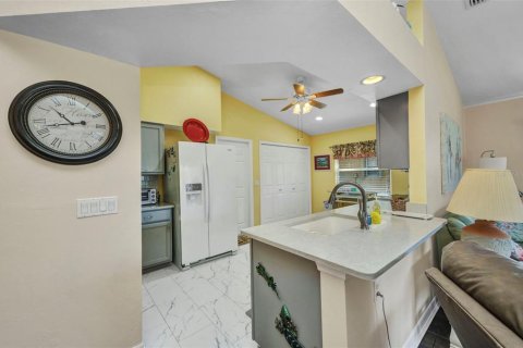 House in Punta Gorda, Florida 2 bedrooms, 128.76 sq.m. № 1655858 - photo 8