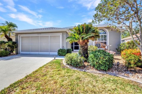 House in Punta Gorda, Florida 2 bedrooms, 128.76 sq.m. № 1655858 - photo 2