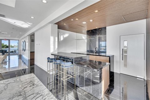 Condo in Miami Beach, Florida, 2 bedrooms  № 1763280 - photo 26