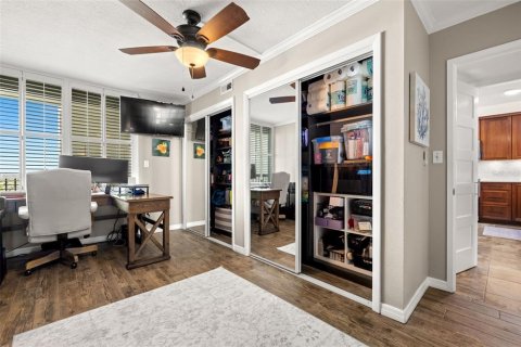 Condo in Saint Pete Beach, Florida, 2 bedrooms  № 1542101 - photo 23