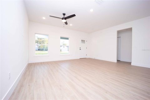 Casa en venta en Summerfield, Florida, 3 dormitorios, 142.14 m2 № 1917920 - foto 11