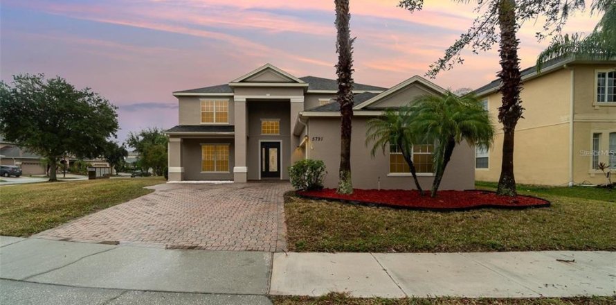 Villa ou maison à Orlando, Floride 4 chambres, 284.93 m2 № 1880446