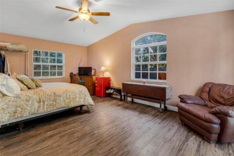 House in Fort Lauderdale, Florida 7 bedrooms, 536.51 sq.m. № 1855054 - photo 26
