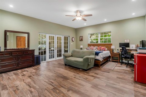 House in Fort Lauderdale, Florida 7 bedrooms, 536.51 sq.m. № 1855054 - photo 23
