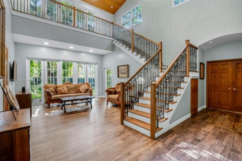 House in Fort Lauderdale, Florida 7 bedrooms, 536.51 sq.m. № 1855054 - photo 5