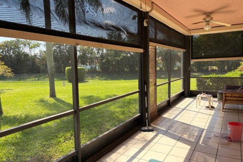 Condominio en Delray Beach, Florida, 2 dormitorios  № 2060482