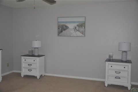 House in Ocala, Florida 2 bedrooms, 113.62 sq.m. № 1858402 - photo 13