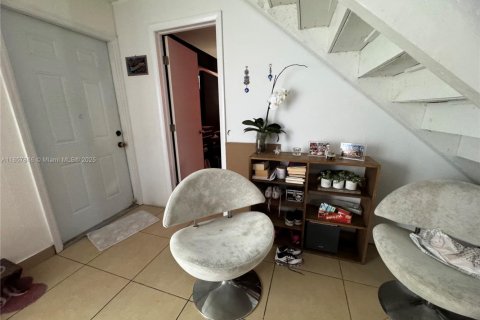 Купить кондоминиум в Майами, Флорида 2 спальни, 124.49м2, № 1882400 - фото 4