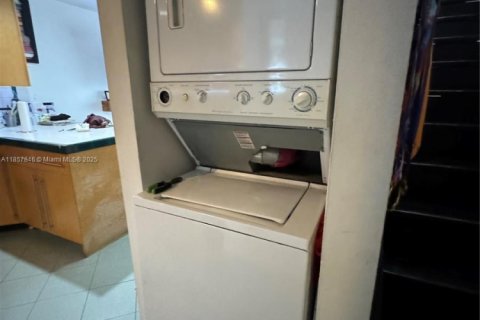 Купить кондоминиум в Майами, Флорида 2 спальни, 124.49м2, № 1882400 - фото 8