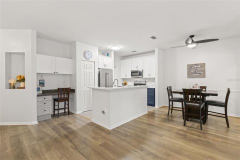 Copropriété à vendre à Palm Harbor, Floride: 2 chambres, 111.48 m2 № 2411662 - photo 9