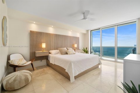 Condominio en alquiler en Hallandale Beach, Florida, 3 dormitorios, 238.39 m2 № 2054162 - foto 5