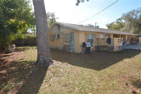 Propiedad comercial en venta en Sarasota, Florida, 4 dormitorios, 135.27 m2 № 2101254 - foto 2