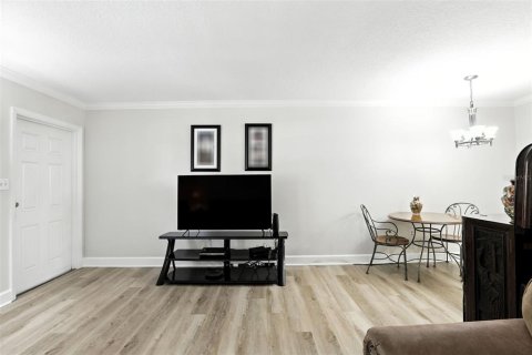 Condominio en venta en Winter Park, Florida, 1 dormitorio, 59.92 m2 № 1910332 - foto 8