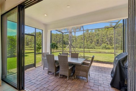 Villa ou maison à vendre à Wesley Chapel, Floride: 3 chambres, 179.67 m2 № 2298483 - photo 3