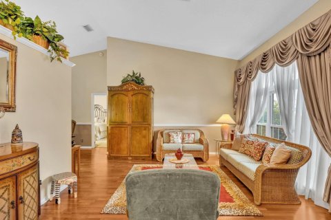 House in Coral Springs, Florida 4 bedrooms, 204.29 sq.m. № 2432975 - photo 10