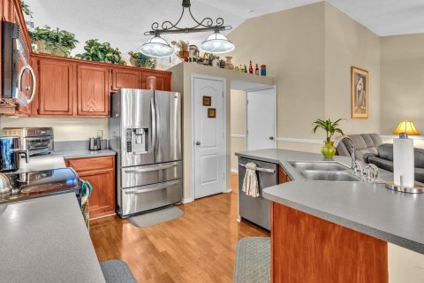 House in Coral Springs, Florida 4 bedrooms, 204.29 sq.m. № 2432975 - photo 21