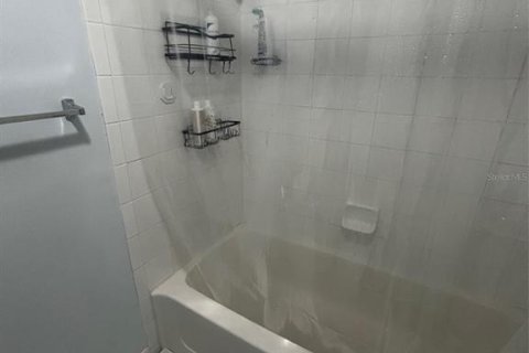 Condominio en alquiler en Sarasota, Florida, 2 dormitorios, 115.76 m2 № 1848710 - foto 15